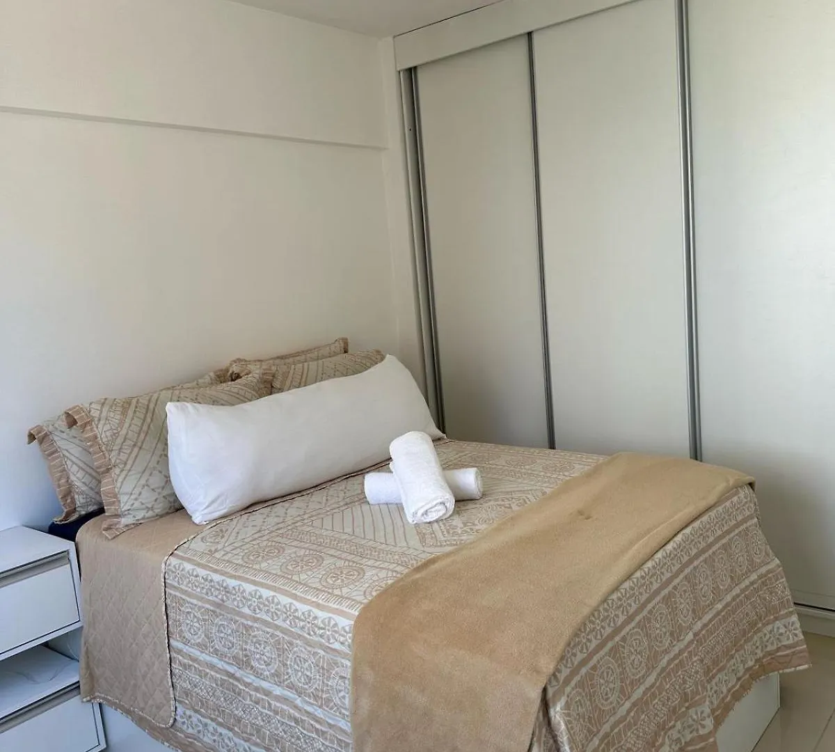 Quarto Amplo Arejado Para Mulheres ريسيفي 0*,  البرازيل